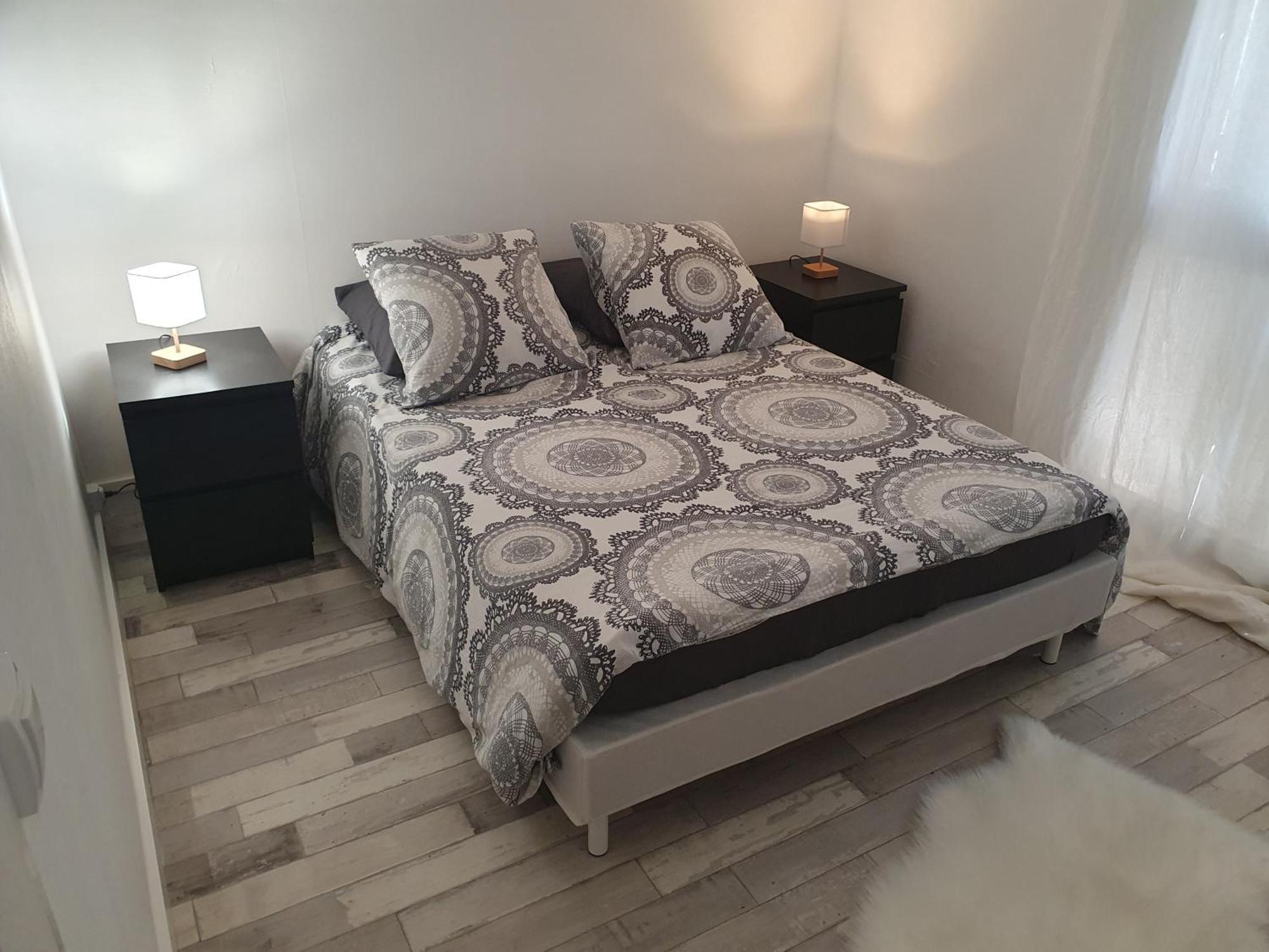 Le Lilas D Orly Luaran gambar